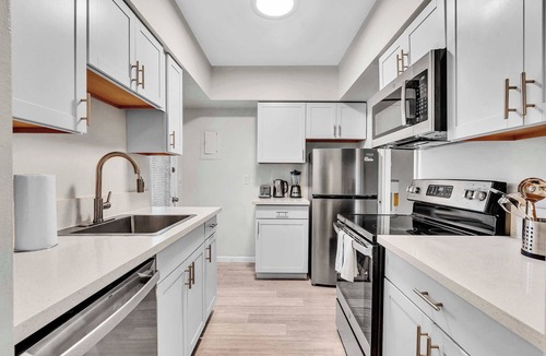 Bay Harbor Islands Apartment | Biscayne Passage | Family 2BR Retreat
