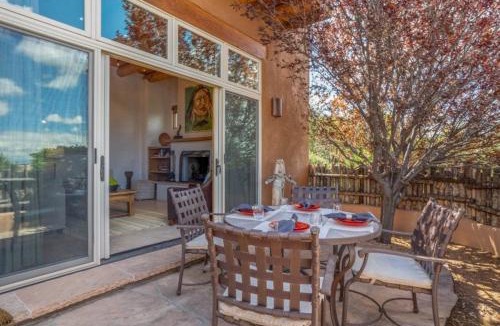 Tesuque House | Bishop`s Lodge Villa 38m