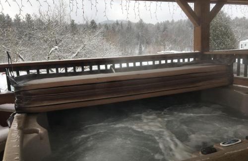 Eastern Vermont House | Blackbear Log Cabin