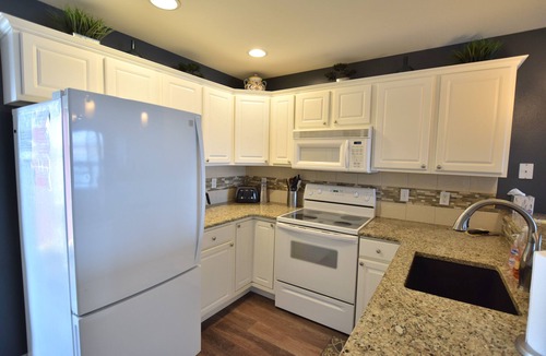 Osage Beach Condo | Bldg 10-Large DECK-2 Pools/Sandy Beach Area - Main Channel view Boat slip avail.