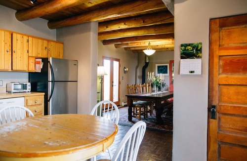 El Prado Other | Blue Bird Farm - Spacious Stylish 5 bed/3 bath Taos Farmhouse with AC