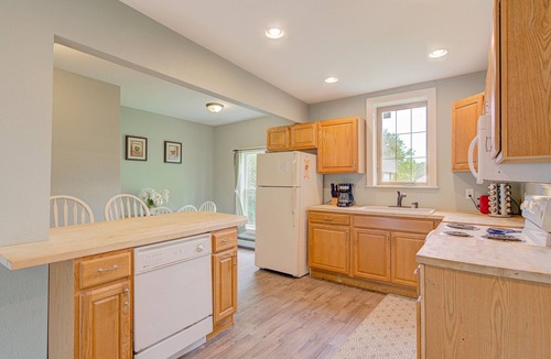 Lake City House | Blue Iris House - Your Charming Lake City Retreat