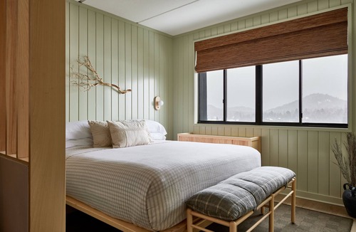 Lake Placid Hotel | Bluebird Lake Placid