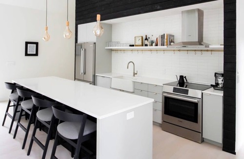 Town of Olive House | Bluestone Cove - Modern Escape in the Woods