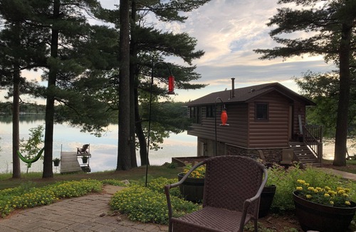 Deerwood Cabin | Boathouse on the Lake