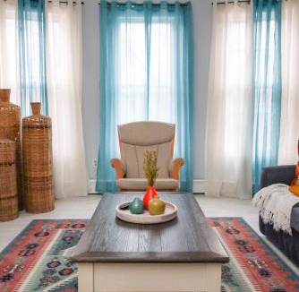 West New Haven Apartment | Bohemian Nook At Elm City Flats