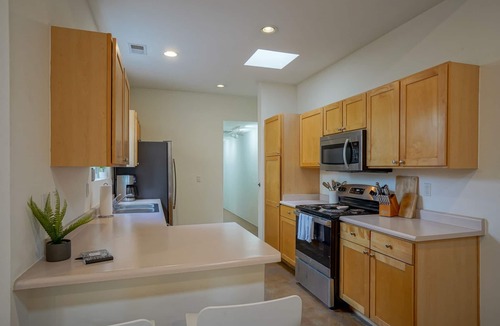 Downtown Albuquerque House | Boho 2b/2ba Downtown/OldTown, Patio w/fire feature