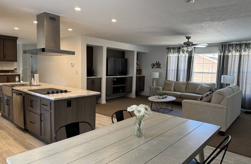 Mayfield House | Brand New Lake House on the Great Sacandaga with available seasonal boat dock