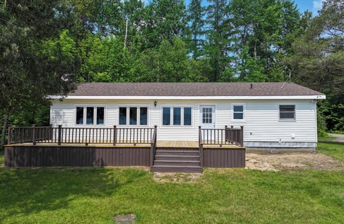Merrill Cabin | Brand NEW Renovated Lakefront Cabin on Lake Chateaugay with Beach Access.