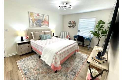 Smyrna House | BRAND NEW* Sleeps 5! Renovated 2 Bedroom, 1 Bathroom, Stocked Kitchen