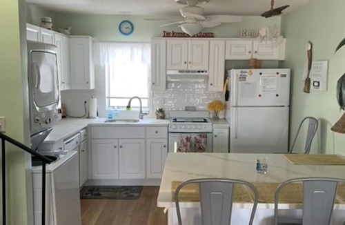 North Beach Haven Condo | Brant Beach 2 bedroom 1.5 bath ocean side condo