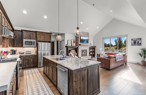 Alfalfa House | Brasada Ranch Elegance | Hot Tub| Bocce| Ping Pong