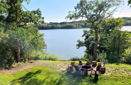 Richmond House | Breathtaking Views! Peaceful and Private!