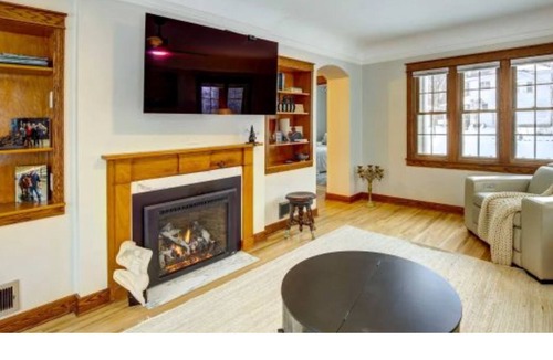 Spring Valley House | Broadway Guest House