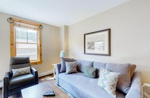 River Run Apartment | Buffalo Lodge 8372