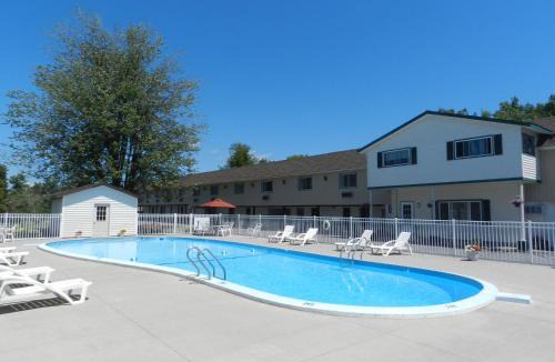 Clayton Hotel | C-Way Resort