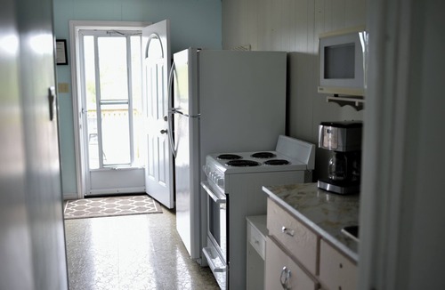 Rossport Hotel | Jackfish Lake Cottages Motel