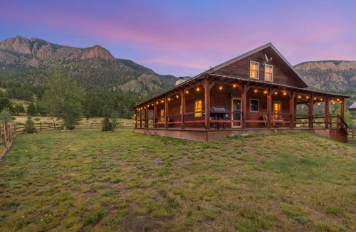 South Fork Cabin | Cabin ∙ 2 bedrooms ∙ 6 guests