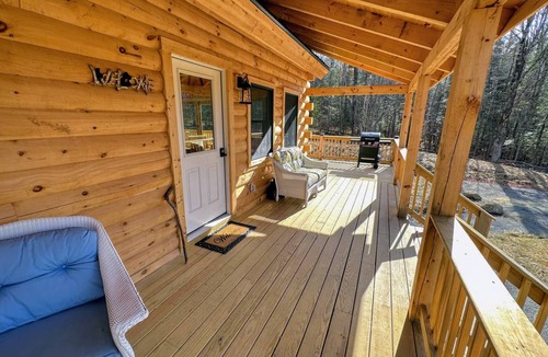 Sugar Hill Cabin | Cabin ∙ 3 bedrooms ∙ 10 guests