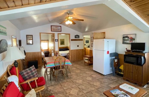 Brier Hill Cabin | Cabin 3 w/Dock Access *BEAUTIFUL LAKE VIEW*
