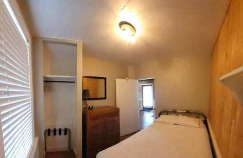 Chetek House | Cabin 6 - Large 2 Bedroom Lakefront Cabin