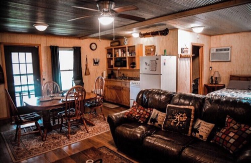 Norman Cabin | Cabin on Collier creek! In Caddo Gap