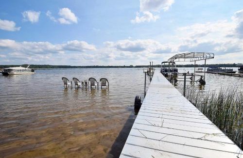 Siren House | Cabin with Gradual Slope to Sandy Bottom Swimming!