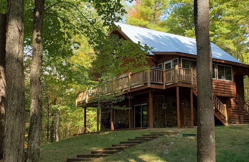 Jay House | Cairn Cabin:nFree children's book to young readers!