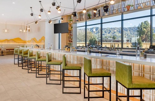 Burbank Hotel | Cambria Hotel Burbank Airport