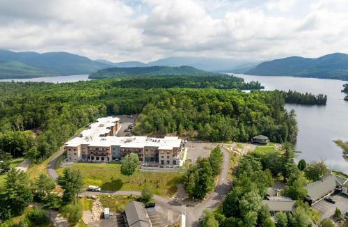 Lake Placid Hotel | Cambria Hotel Lake Placid - Lakeside Resort
