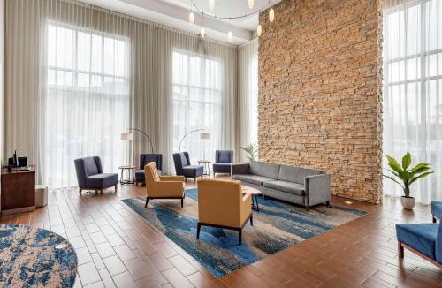 Maple Grove Hotel | Cambria Hotel Minneapolis Maple Grove