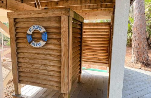 Plantation House | Canal Front Pet Friendly Boat Dock St George Island-Beach access