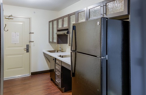 Lakeville Hotel | Candlewood Suites Lakeville I-35 by IHG