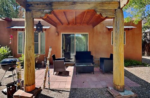 Santa Fe House | Casa Calabaza