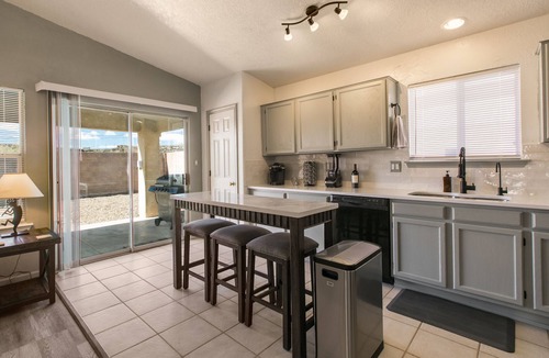 Taylor Ranch House | Casa Chiliwood - Short Walk to Petroglyphs/Taylor Ranch