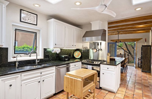 Historic Eastside House | Casa de Gracia - Walk Everywhere, Amazing Yards