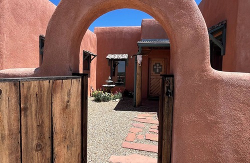 El Prado House | Casa de Suenos in Taos