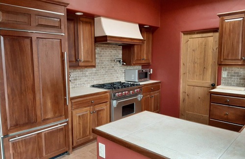 El Prado House | Casa Del Cielo- Your Taos home with an amazing view!