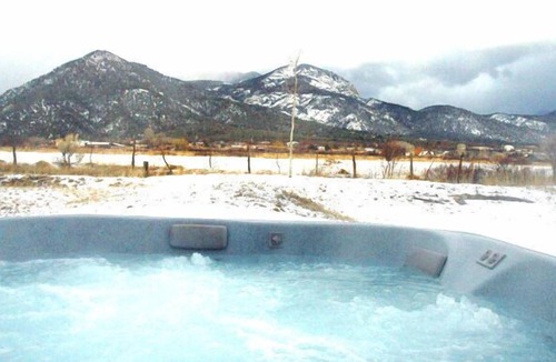 Arroyo Seco House | Casa Miguel- Indoor Pool -Tennis- Fireplace -Mountain views- Hot Tub -Wifi