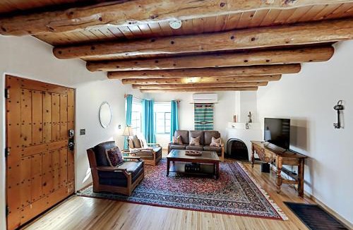 Historic Eastside House | Casa Mirador