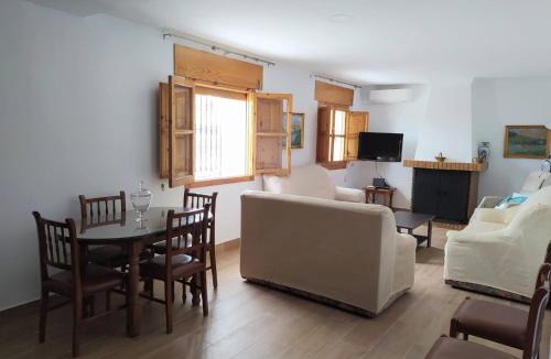 Pinos Puente House | Casa Montilla