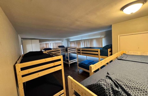Pico - Robertson Hostel | Casa Pickford