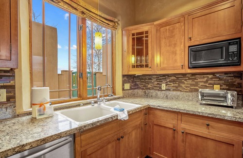 Las Campanas House | Casa Piscina | Luxurious Santa Fe Retreat