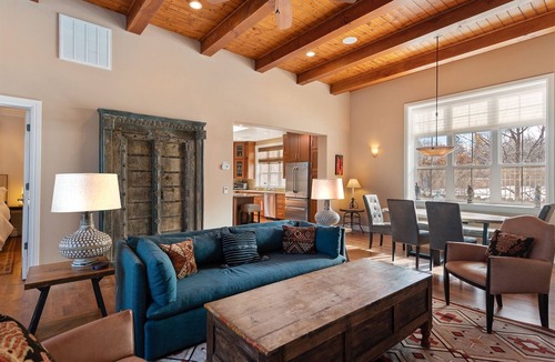 South Capitol House | Casa Sage - Unbeatable Location, Hot Tub