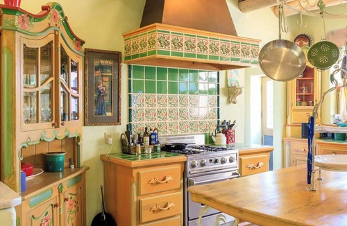 Arroyo Seco House | Casa Sara Adobe Home in Taos New Mexico, sleeps 12