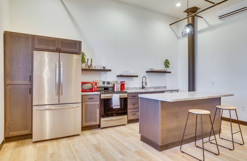 Cashton Apartment | Cashton Studio Apartment: Steps to Downtown!