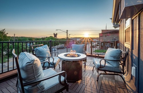 Prescott House | Celebrate Downtown | Rooftop Patio | Arcade