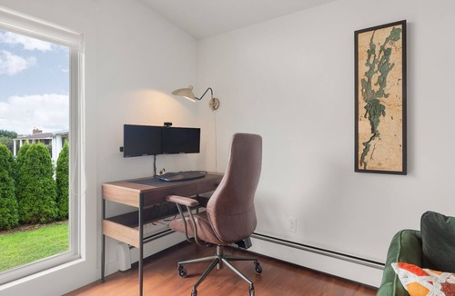 Malletts Bay House | Champ's Landing 3 Bedroom Home by RedAwning