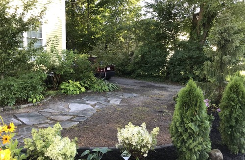Canton Apartment | Charming 2 Bedroom, 1 Bath Rose Tree Apt. close to SLU Canton, NY