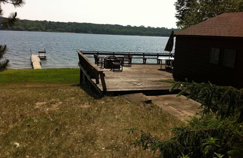 St. Joseph Cabin | Charming 2-Bedroom Cabin with boathouse on Big Carnelian Lake in Stillwater